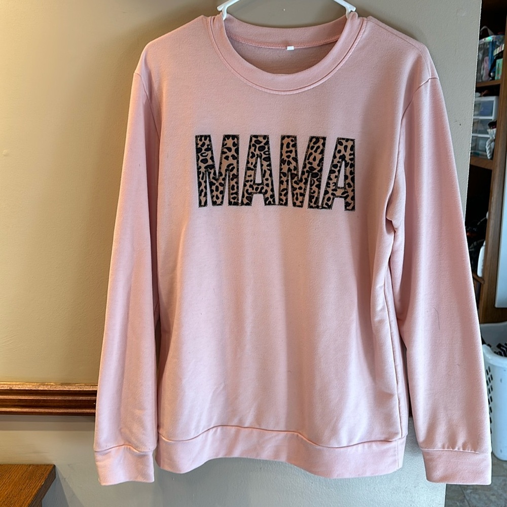 MAMA leopard print crewneck.